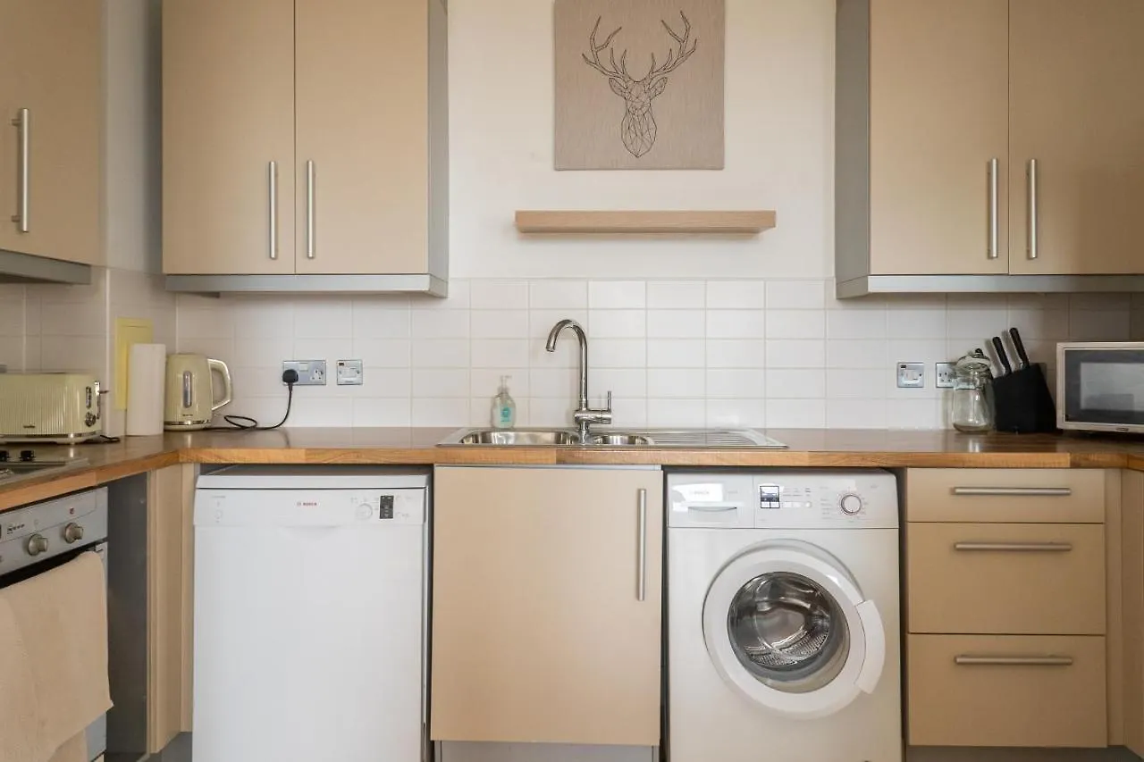 City Air Apartments - Shadwell - Great Transport Links 런던